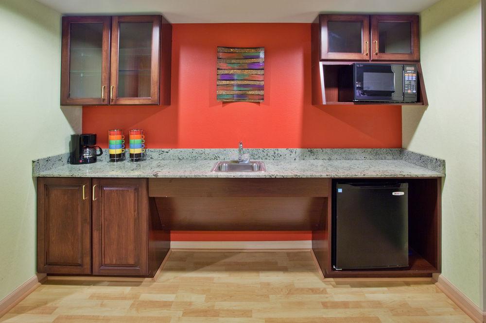 Holiday Inn Express Hotel & Suites Greenville-I-85 & Woodruff Road By Ihg Dış mekan fotoğraf