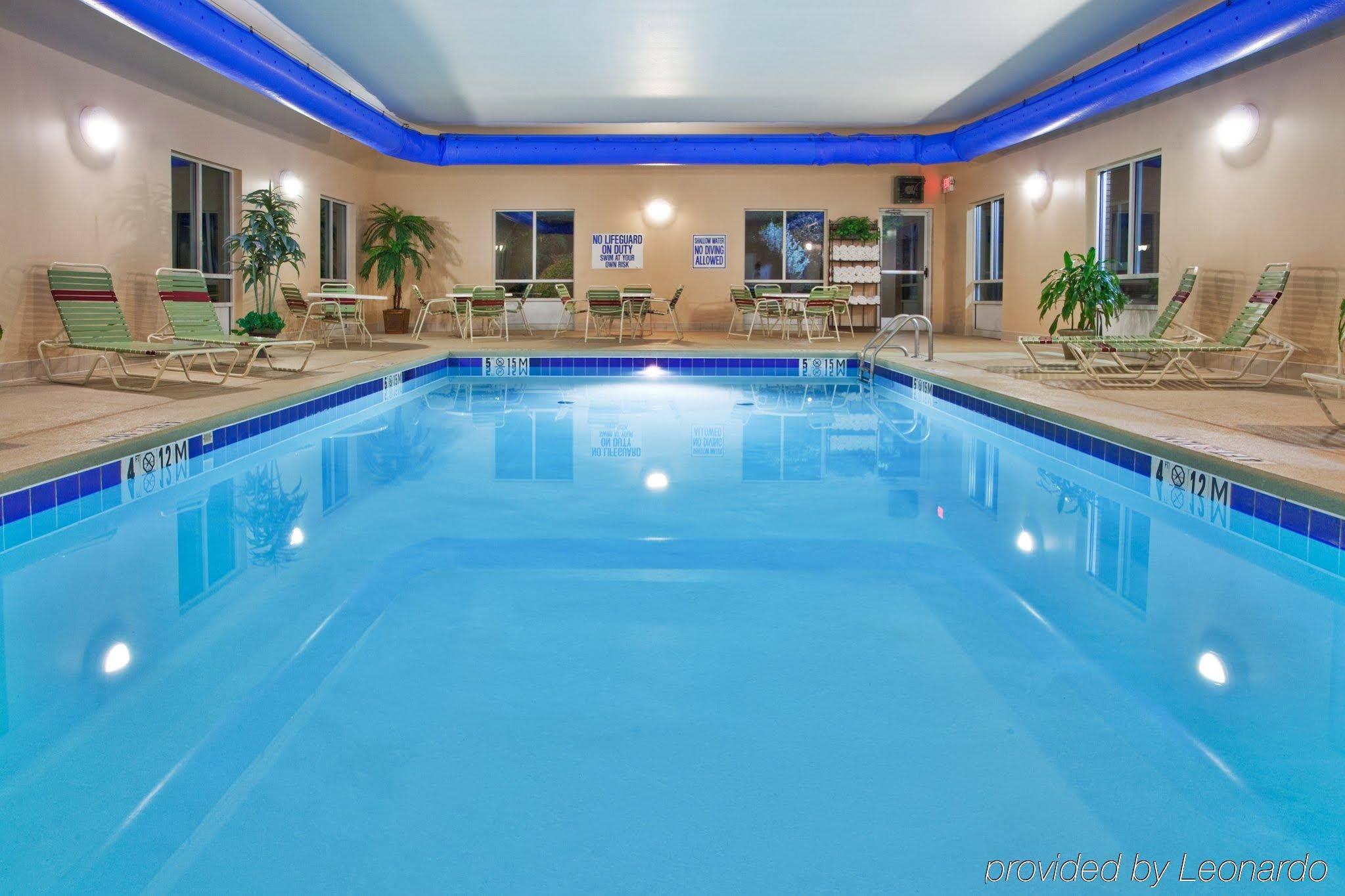 Holiday Inn Express Hotel & Suites Greenville-I-85 & Woodruff Road By Ihg Dış mekan fotoğraf