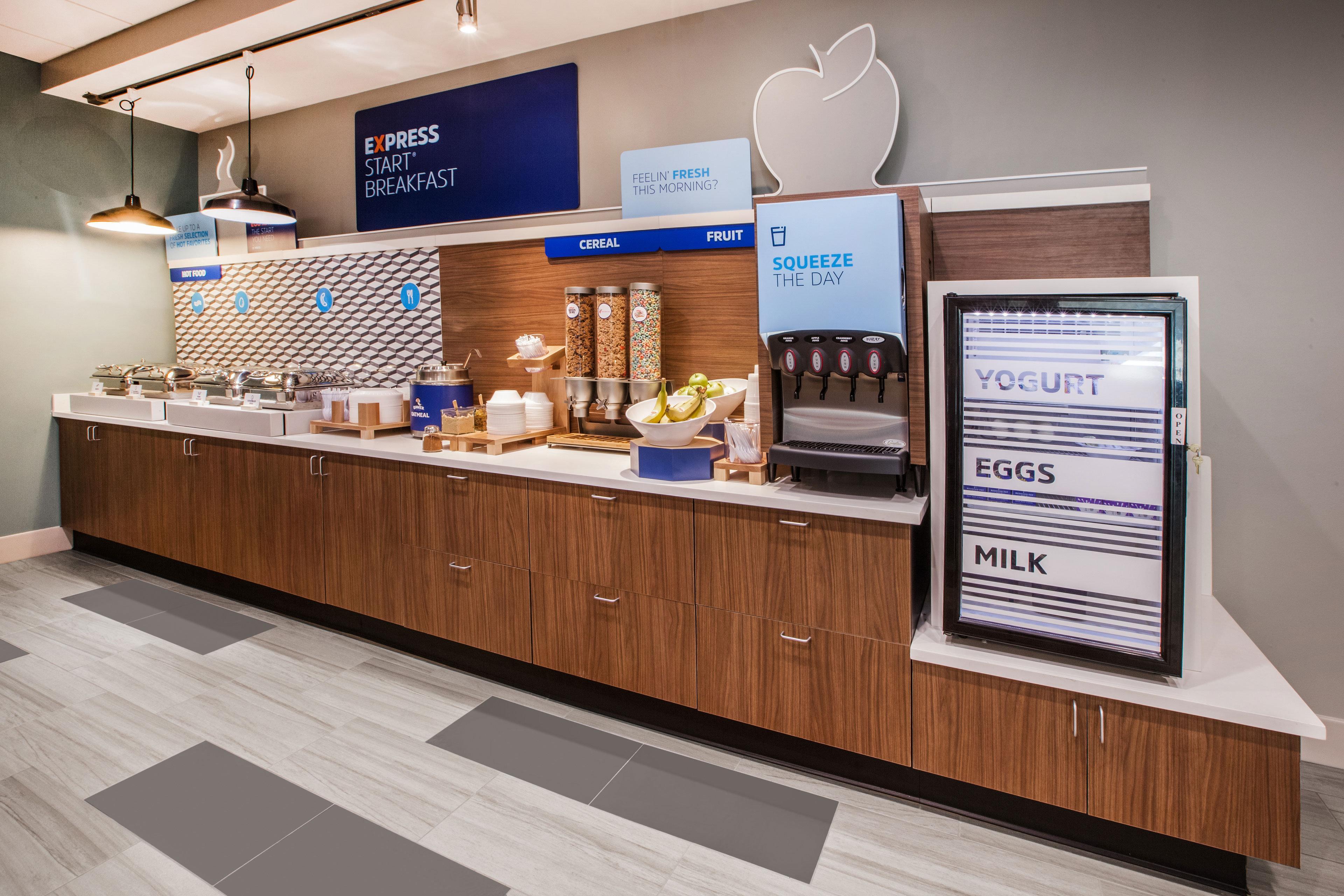 Holiday Inn Express Hotel & Suites Greenville-I-85 & Woodruff Road By Ihg Dış mekan fotoğraf
